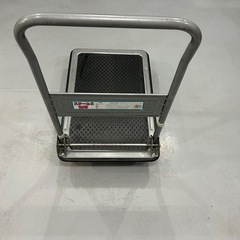 スチールだいしゃ台車の画像