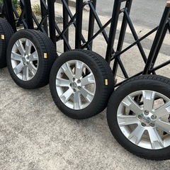 デリカ D5 純正アルミ&スタッドレス
の画像