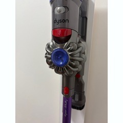 Dyson V8 fluffy スタンドセットの画像
