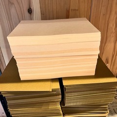 いろんな紙　A５サイズで1000枚以上ありますの画像