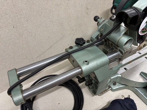 ?【電動工具】入荷！日立工機 216㎜ 卓上 スライド丸のこ【地域最大売場！電動工具高価買取アールワン田川】