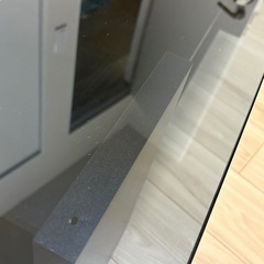 ガラステーブルの画像