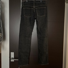 ブラックデニムの画像