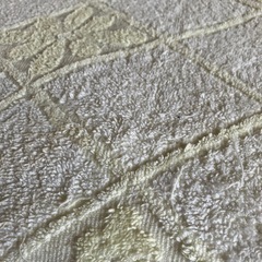 今月中に破棄！タオルケット薄イエローの画像