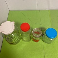 ガラス製　果実酒瓶 保存容器4個セットの画像