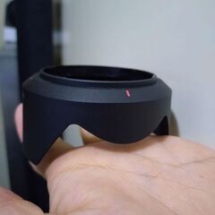 新品同様　sony alc-sh132 ★sel2870のフードの画像