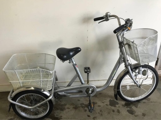 h-164△ q 岐阜発/ M.CLUB/ 大人用三輪自転車/ スイング, 固定切り替え付き/ 変速なし/ 走行確認/ 現状品/ 管05sq/ R7.3/20 △