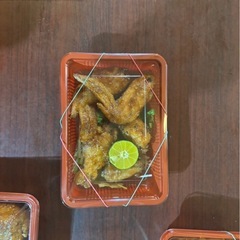 惣菜販売員の画像