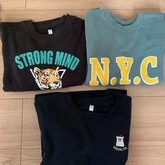 【まとめ買い値引き】★130cm 長袖 トレーナー 9点セット(おまけ付き)の画像