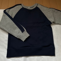 UNIQLO(140サイズ)スウェットの画像
