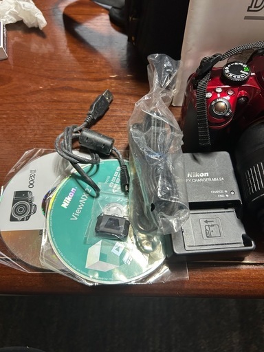 美品✨Nikon D3200 ボディレッド