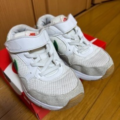 子供靴（キッズスニーカー）の画像