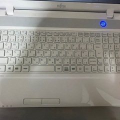 Fujitsu 富士通ノートPC の画像