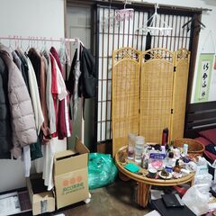 引っ越しにつき大型家具をまとめて安価処分したいです。の画像