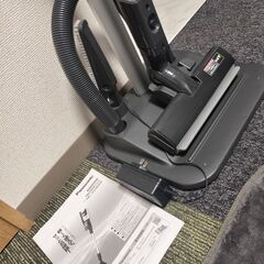 Panasonic サイクロン式 コードレスクリーナー MC-VGS8000　訳あり品の画像