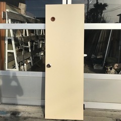 明かり窓付ドアの画像