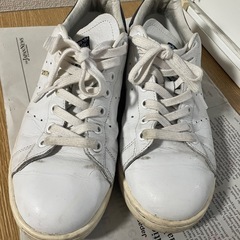 adidas スタンスミス　ネイビー 27センチの画像