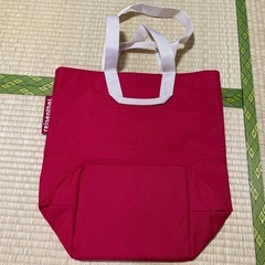 でかめのバッグの画像