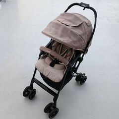 ベビーカー (コンビ)の画像