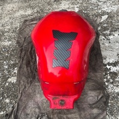 HONDA VTR 250 ガソリンタンクの画像