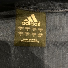 アディダス🔴上下スポーツウェアmサイズセットの画像
