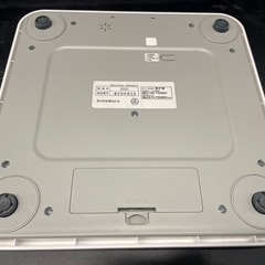 【中古】¥1,000  ヘルスメーター　タニタ　ホワイト
  【IJ47】の画像