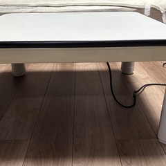 山善カジュアルこたつ リバーシブル　布団付
 75㎝×75㎝の画像