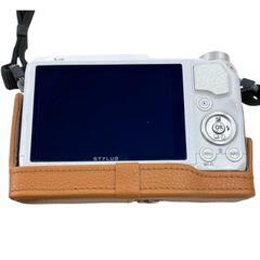 186000 現状品 OLYMPUS オリンパス デジタルカメラ OPTICAL 5-AXIS IS ホワイト [0000000002053]の画像