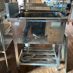 業務用シンク❗️フタあり🙆‍♀️ステレンス製業務用厨房機器流し台1槽シンク幅45.3cm奥行き65.1cm高さ79.9cmシルバーの画像