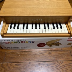 カワイミニピアノの画像