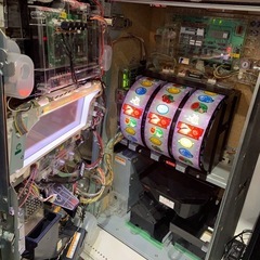 【ジモティー割】パチスロ　マジカルハロウィン3 　実機　（ID1411）の画像