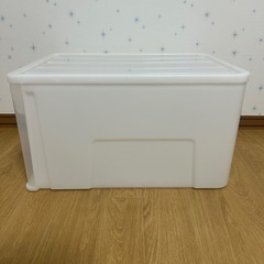 衣装ケースの画像