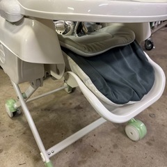 KATOJI カトージ スイングハイローベビーチェア 手動の画像