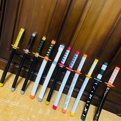 鬼滅の刃の刀各種１本の画像
