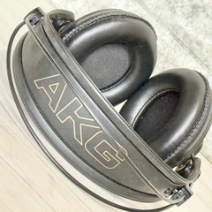 AKG「K240 Studio」プロフェッショナル・モニターヘッドホンの画像