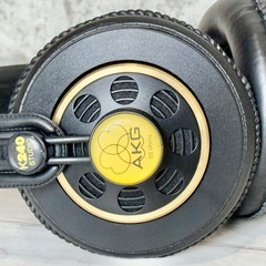 AKG「K240 Studio」プロフェッショナル・モニターヘッドホンの画像