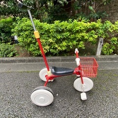 無印　三輪車　赤の画像