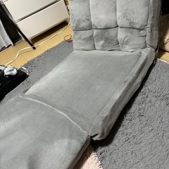 折りたたみ座椅子の画像