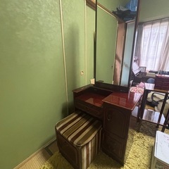 鏡台の画像