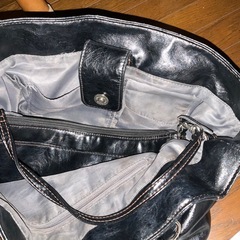 黒リボンバッグの画像