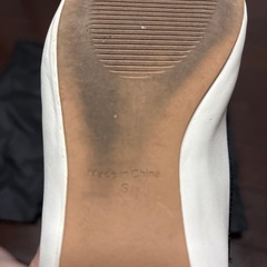 フラットシューズの画像