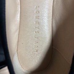 フラットシューズの画像