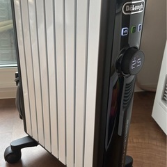 デロンギ マルチダイナミックヒーター MDHS12-BK 10畳対応　動作良好　美品の画像