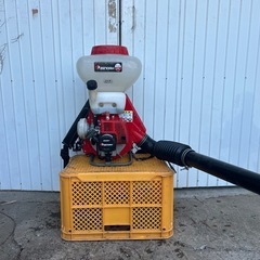 ゼノア　背負い式動力散布機 MD2000EZ 8L 1kg剤対応 22Cc エンジンブロアー 噴霧器 散布機 農薬 散布 動噴 ブロアー 簡易始動動画あり　宮崎の画像