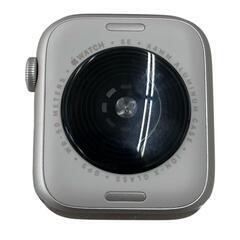 186000 現状品 Apple アップル Apple Watch SE (GPSモデル) 44mm 本体 充電器付き [0000000002078]の画像
