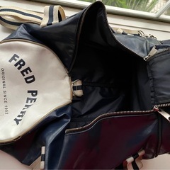 FRED PERRYショルダーバッグ    の画像