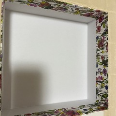 DIOR箱　の画像