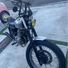 グラストラッカー250ccの画像