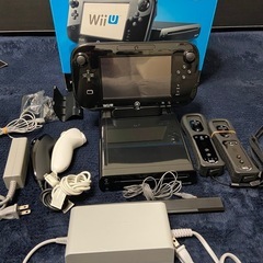 Nintendo WiiU  Wii 本体 ゲームソフト マイク  ハンドルセットの画像