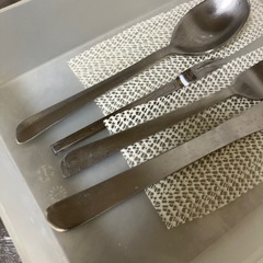 カトラリーセット　トレー含むの画像